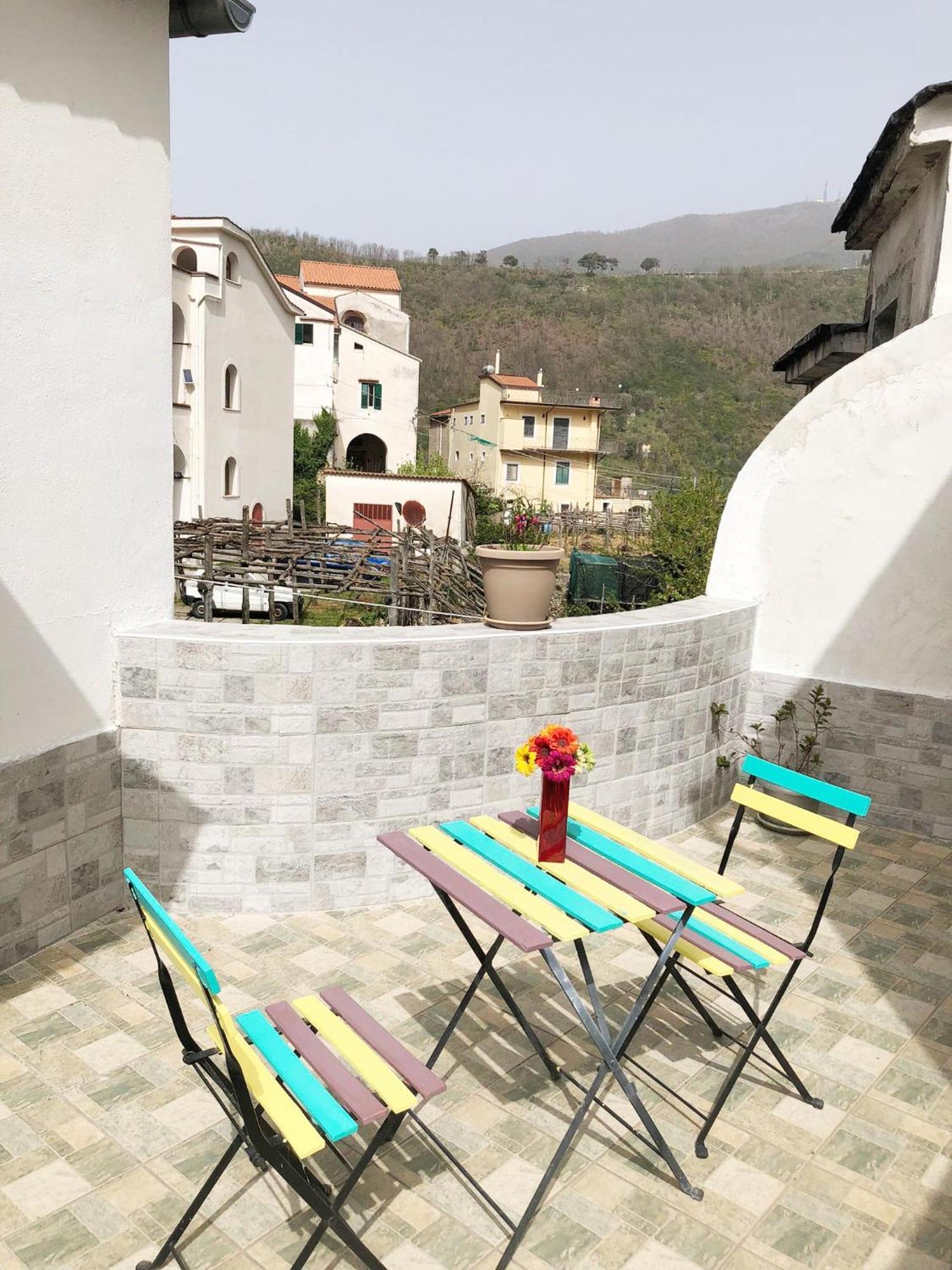 Amalfi Coast Casa Vacanze Marino Tramonti Bagian luar foto